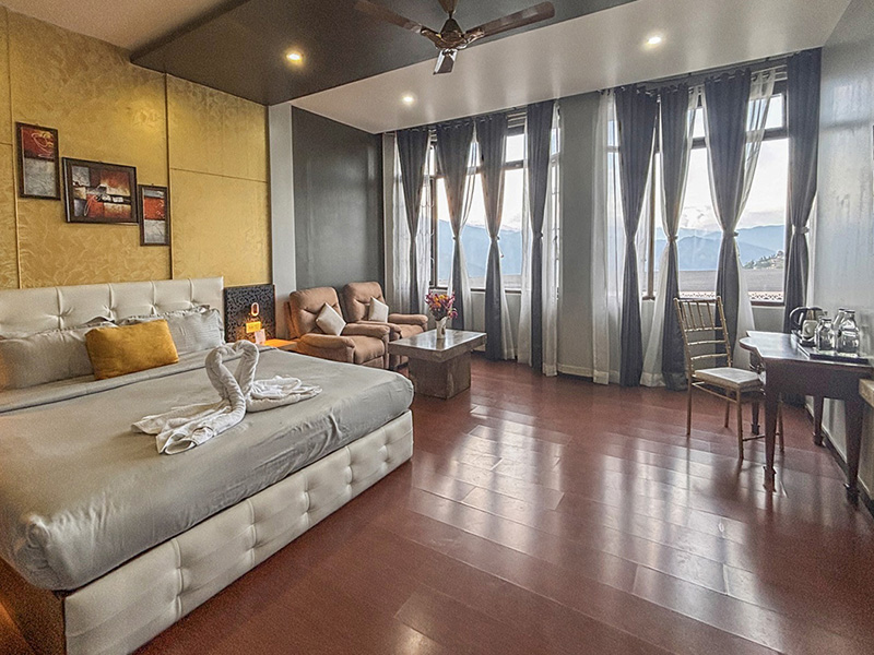 Premier Mountain View Room