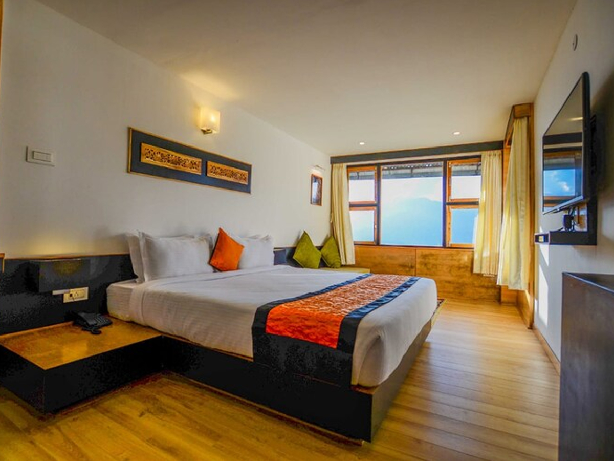 Premier Room with Mountain View