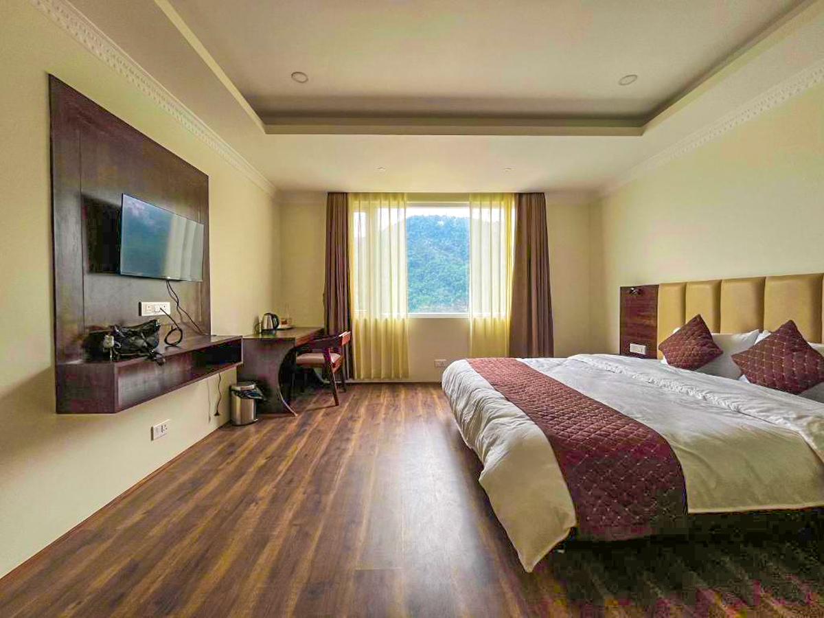 Prime Hill View Room